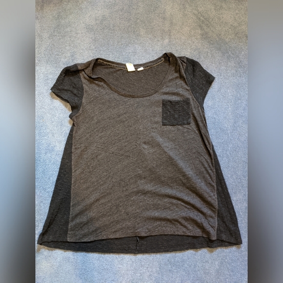 Anthro T Shirt - Picture 1 of 7